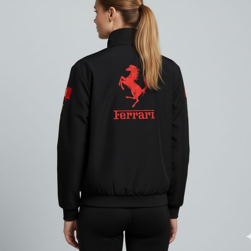 Modelo Femenino con Chaqueta F1